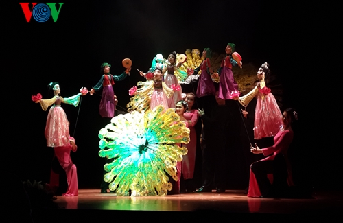 รายการหุ่นกระบอกที่เป็นเอกลักษณ์เฉพาะในพิธีปิดงานมหกรรมหุ่นกระบอกอาเซียน